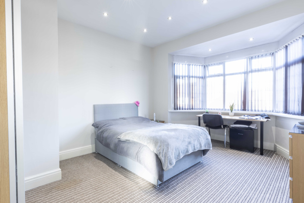 Cranbrook Avenue House 325 Simply Students